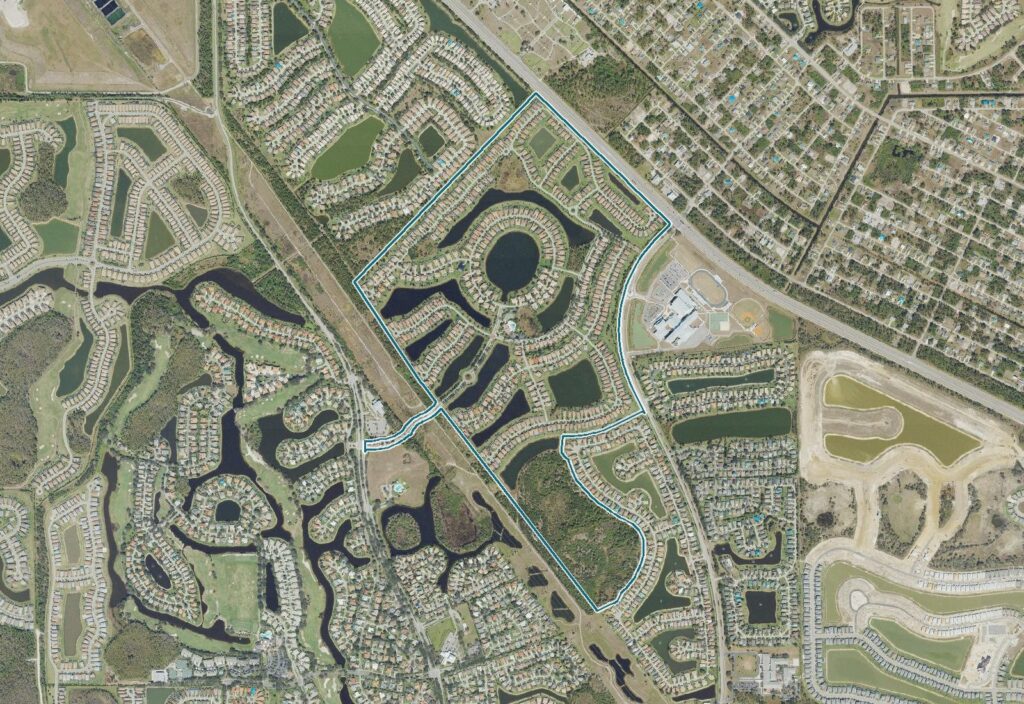 Aerial view of Hampton Park, Fort Myers, FL, with the community boundary outlined